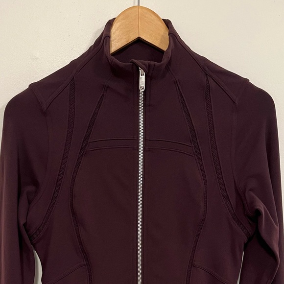 Lululemon Define Jacket Wing Mesh Black Cherry 8 - Picture 9 of 16